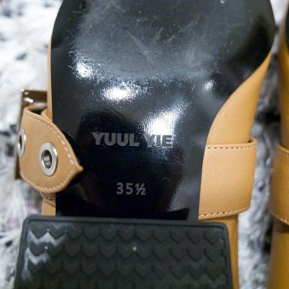 Korean Brand YUUL YIE Tan Stylish Flats Leather - Picture 3 of 7